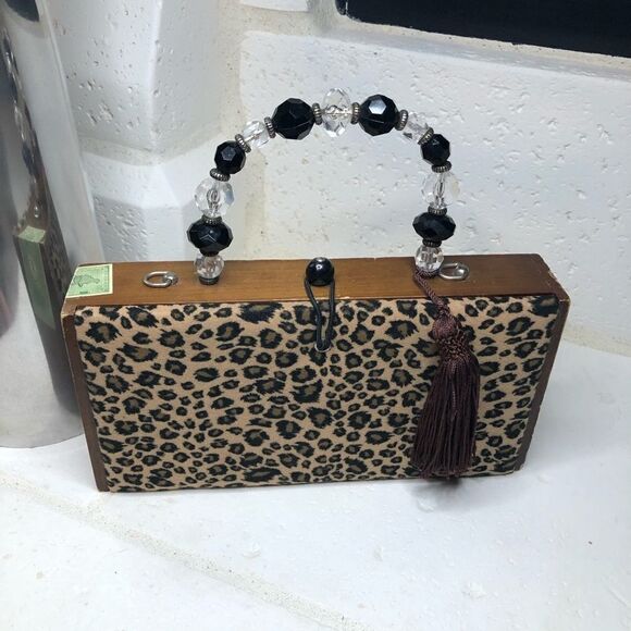 La Montana Cuban cheetah print cigar Box Purse - Picture 1 of 13